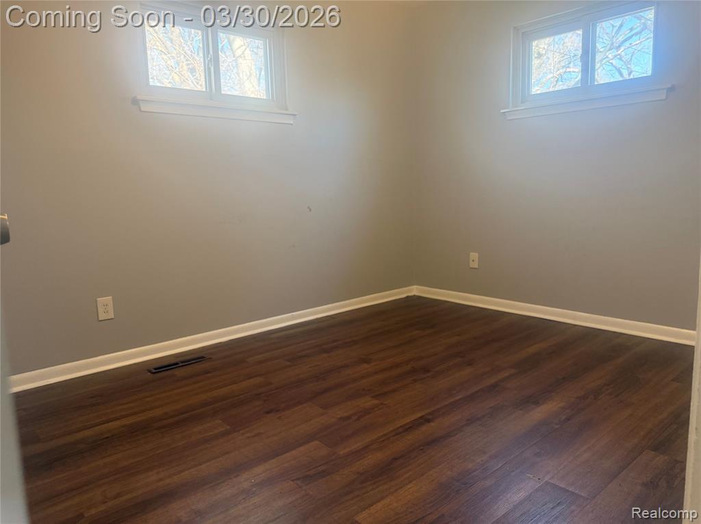 4631 ZIEGLER Street, Dearborn Heights, MI 48125 — Photo 15