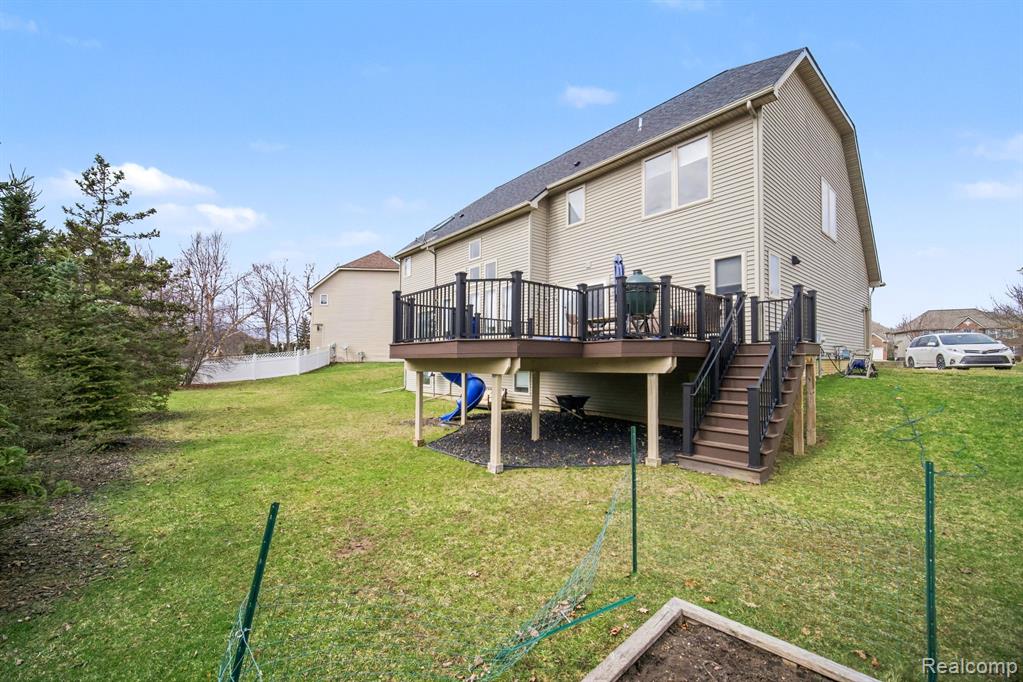 1717 Foxdale Lane, Ann Arbor, MI 48108 — Photo 29