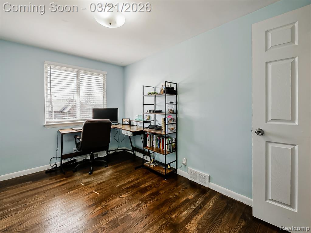 5208 Latimer Street, West Bloomfield, MI 48324 — Photo 12