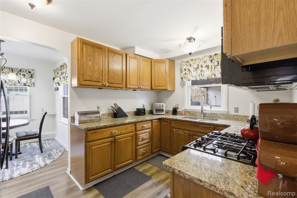 16855 Strathmoor Street, Detroit, MI 48235 — Photo 16