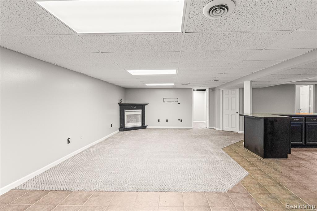 7148 Plainfield Street, Dearborn Heights, MI 48127 — Photo 29