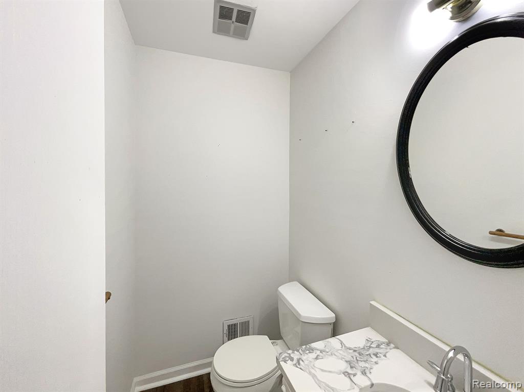 44385 FAIR OAKS Drive, Canton, MI 48187 — Photo 9