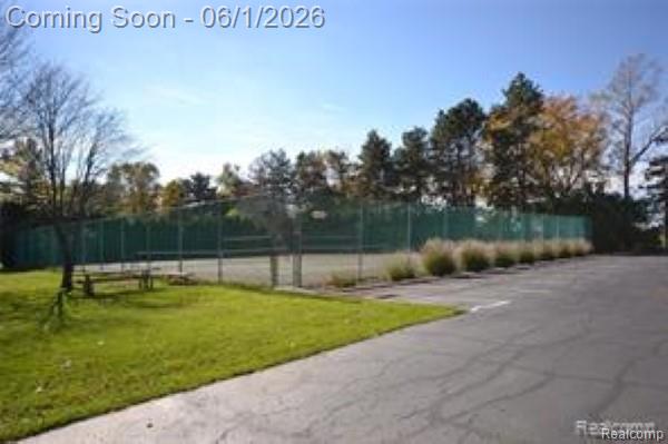 1707 Fox River Drive, Bloomfield Hills, MI 48304 — Photo 31
