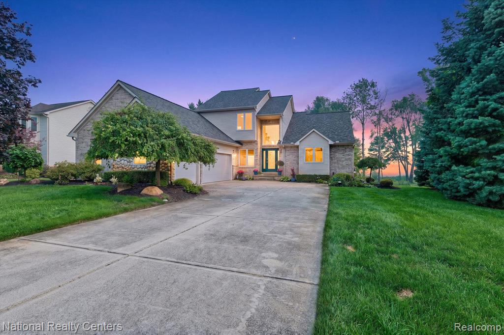 2915 Allison Lane, Highland, MI