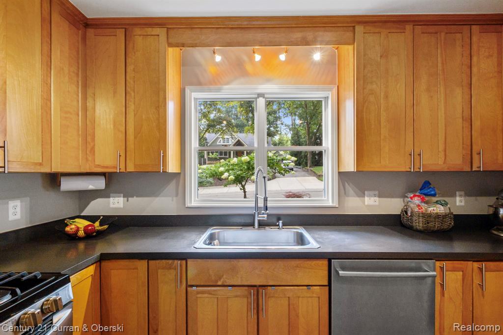 840 Grace Street, Northville, MI 48167 — Photo 15