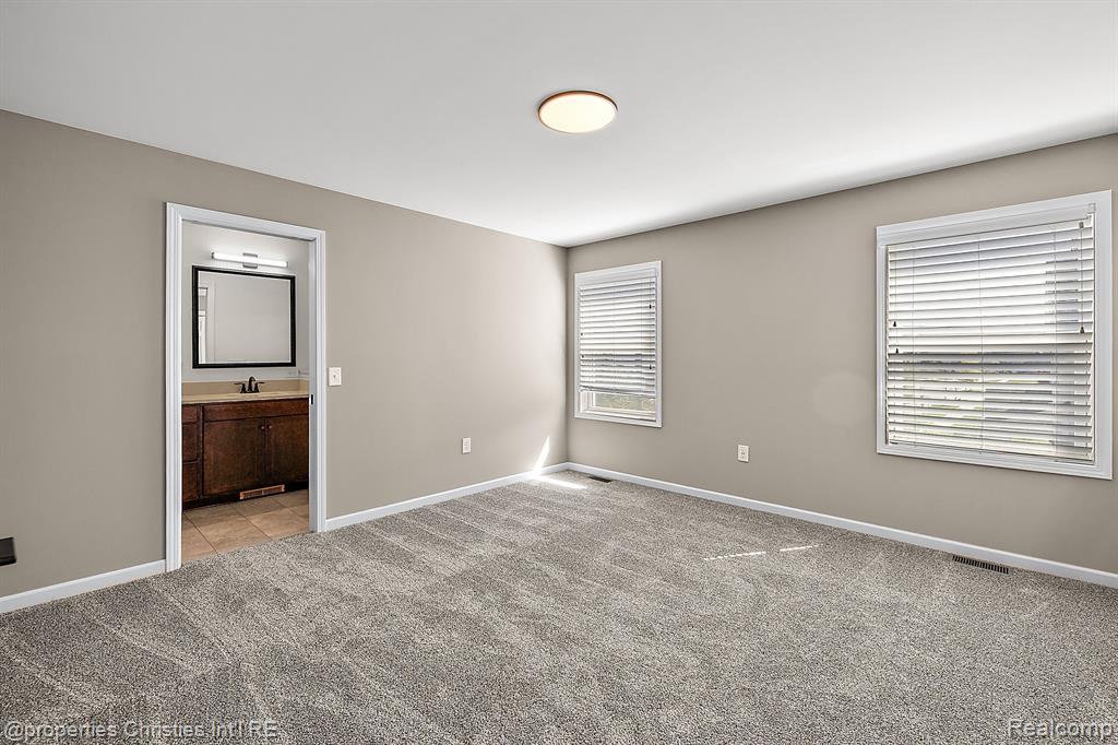 4125 S Newton Road, Commerce Twp, MI 48390 — Photo 20
