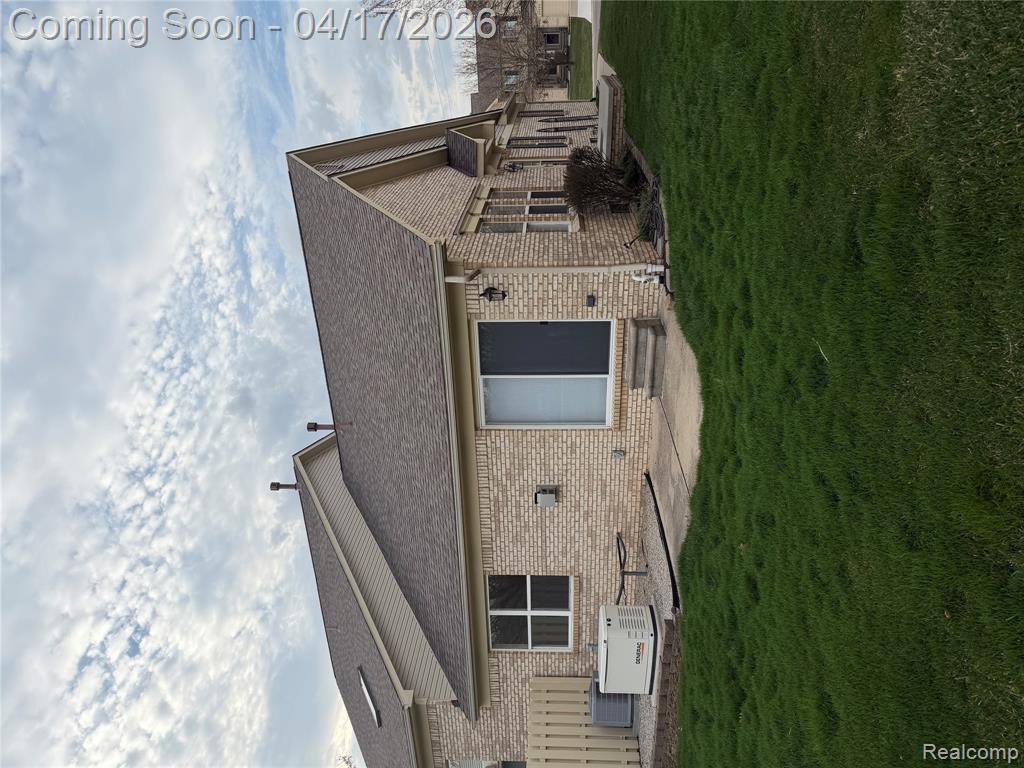 25499 Wyngate Court, Flat Rock, MI 48134 — Photo 6