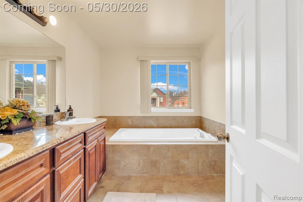 4122 Hawks Nest Road, Utica, MI 48317 — Photo 41