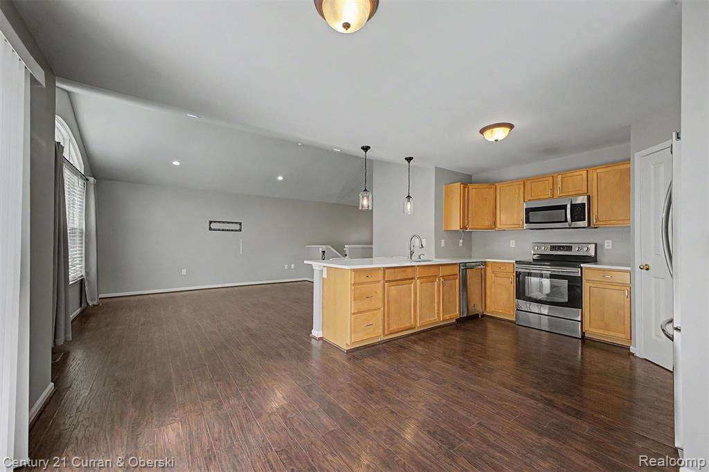 47616 Pembroke Drive, Canton, MI 48188 — Photo 12