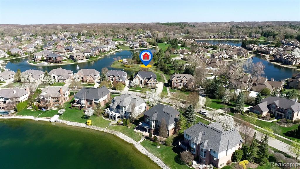 47924 MANORWOOD Drive, Northville, MI 48168 — Photo 81