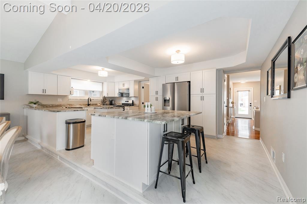 20188 Wellesley Street, Riverview, MI 48193 — Photo 12