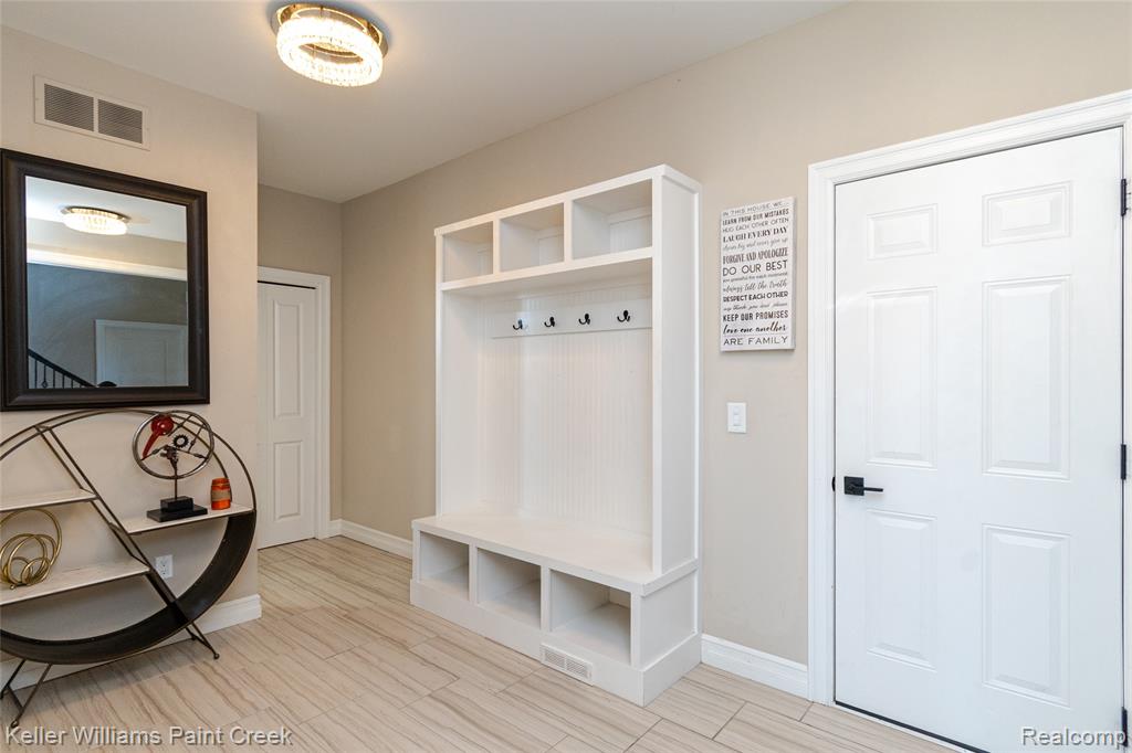 49596 Platte River Drive, Chesterfield, MI 48047 — Photo 6