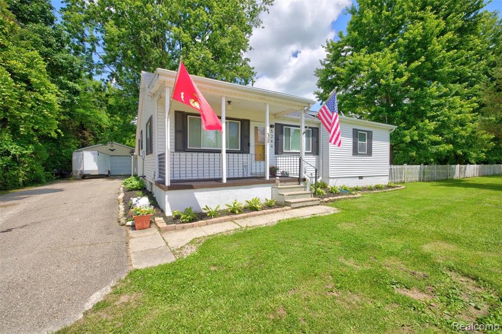 5244 Oleksyn Road, Flint, MI 48504 — Photo 52