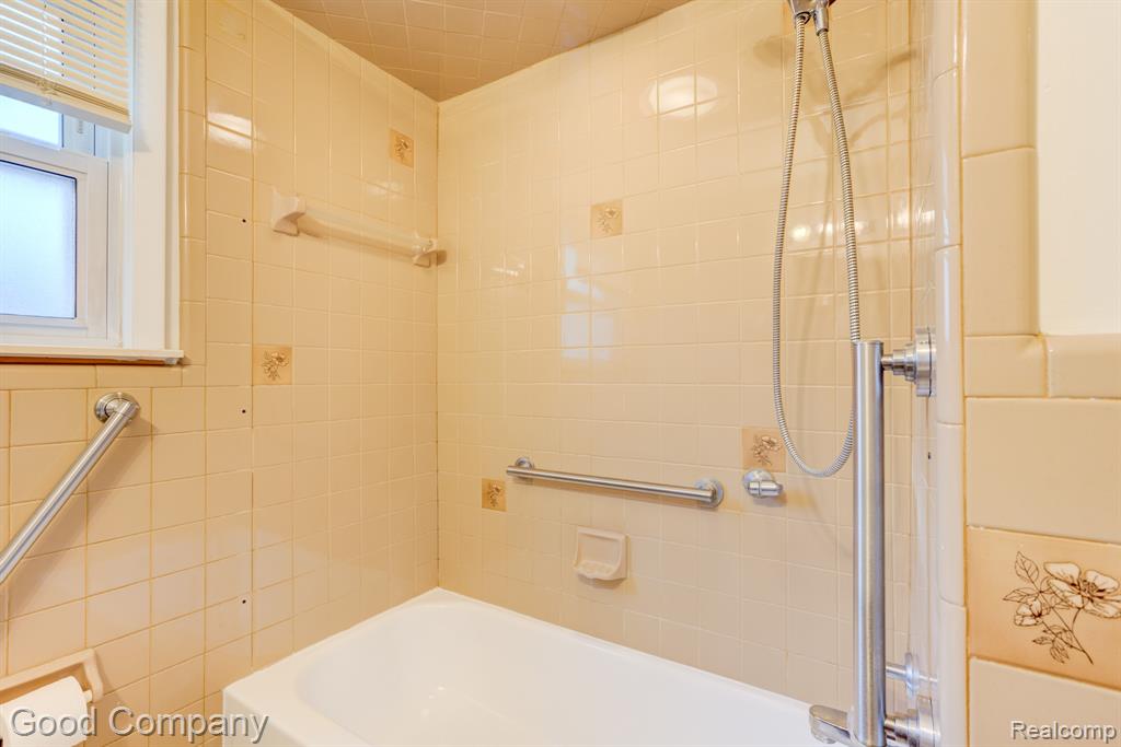 4708 Woodland Avenue, Royal Oak, MI 48073 — Photo 21