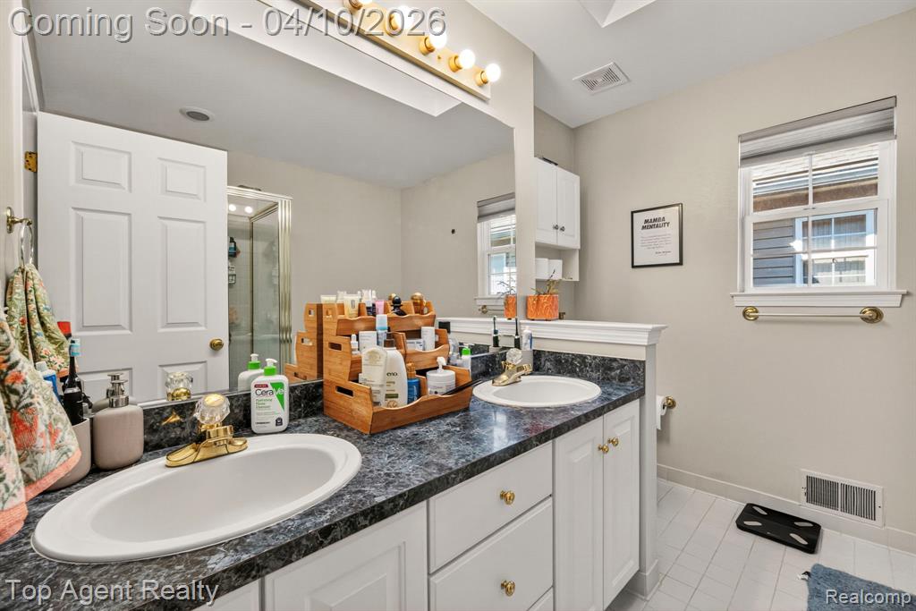 41567 Glade Road, 20, Canton, MI 48187 — Photo 30