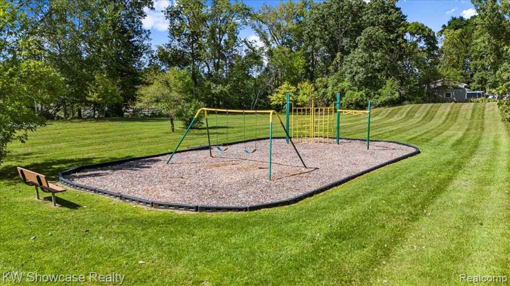 5971 Farley Road, Clarkston, MI — Photo 51