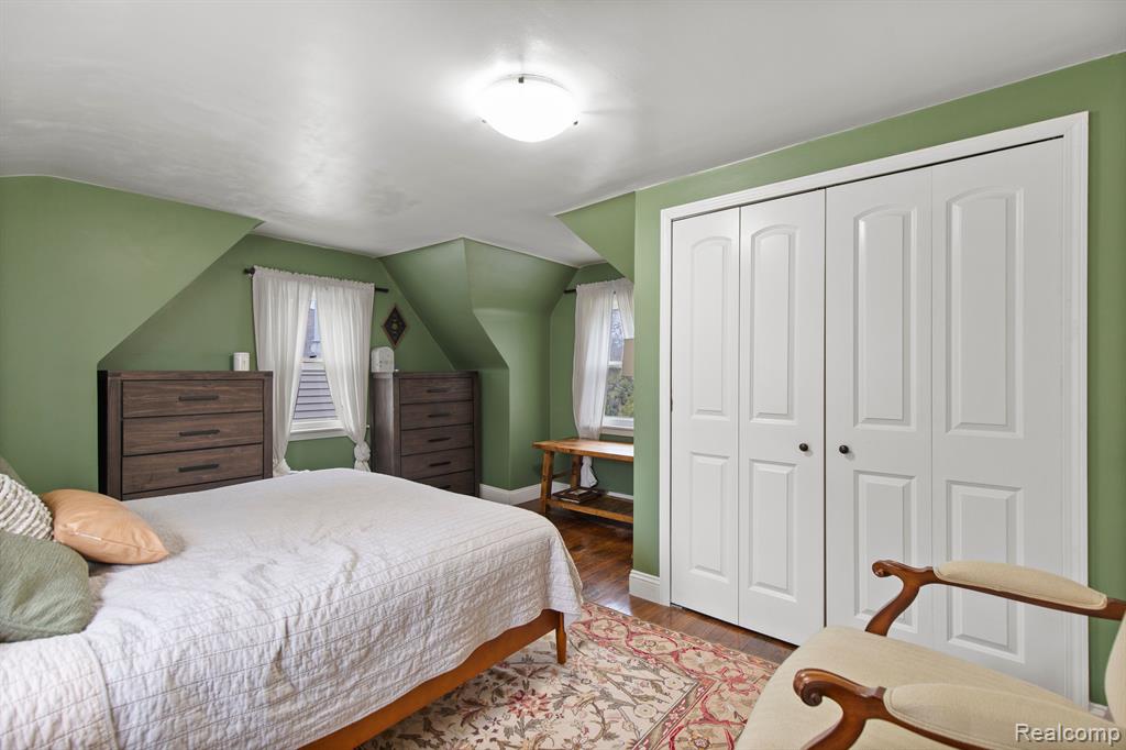716 WOODLAWN Avenue, Royal Oak, MI 48073 — Photo 16