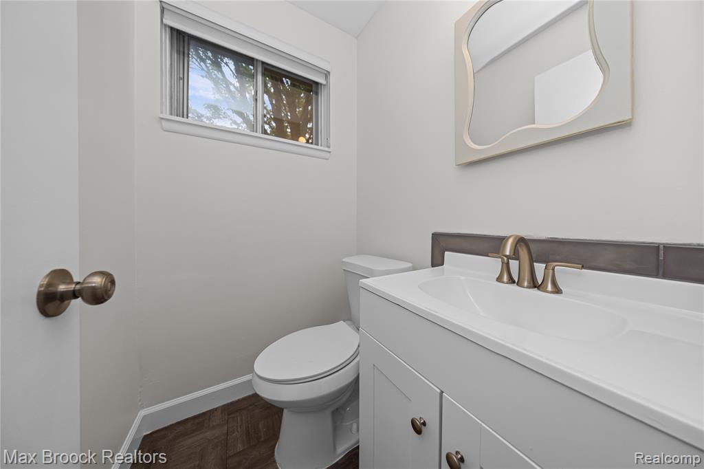 6695 Lahser Road, Bloomfield Hills, MI — Photo 18