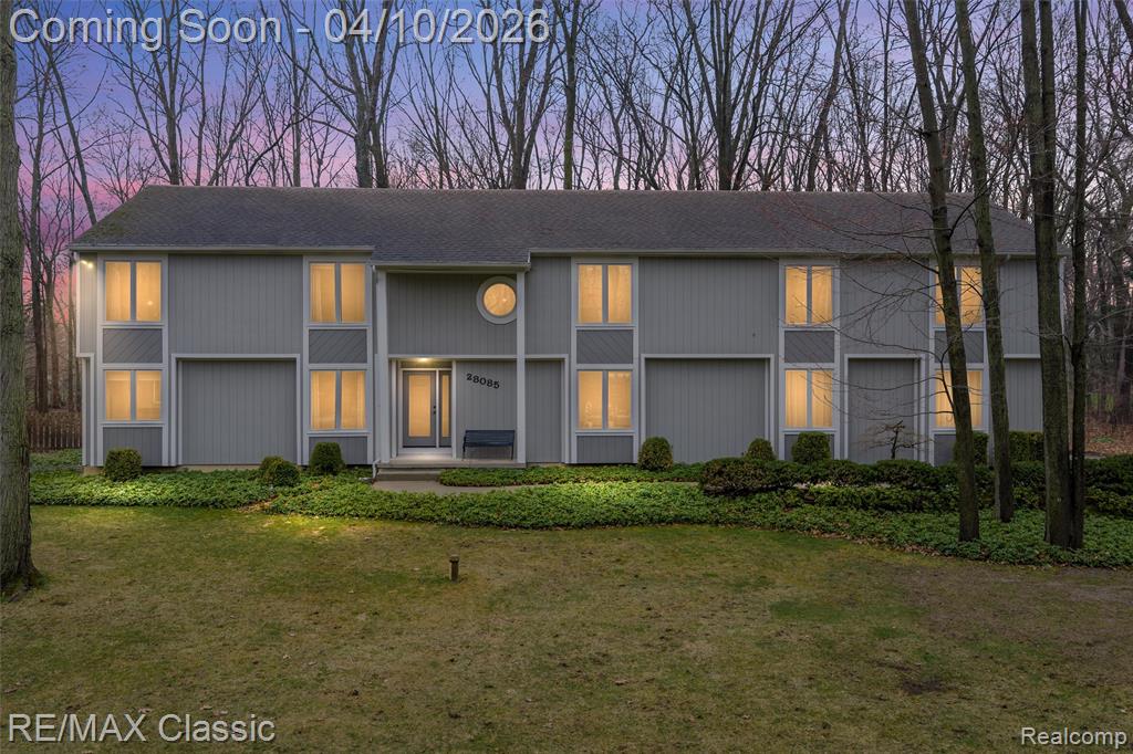 28085 Marcellus Drive, South Lyon, MI 48178 — Photo 3