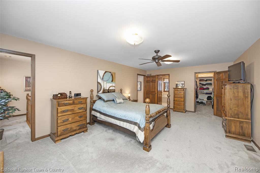 9711 Birch Run, Brighton, MI 48114 — Photo 47