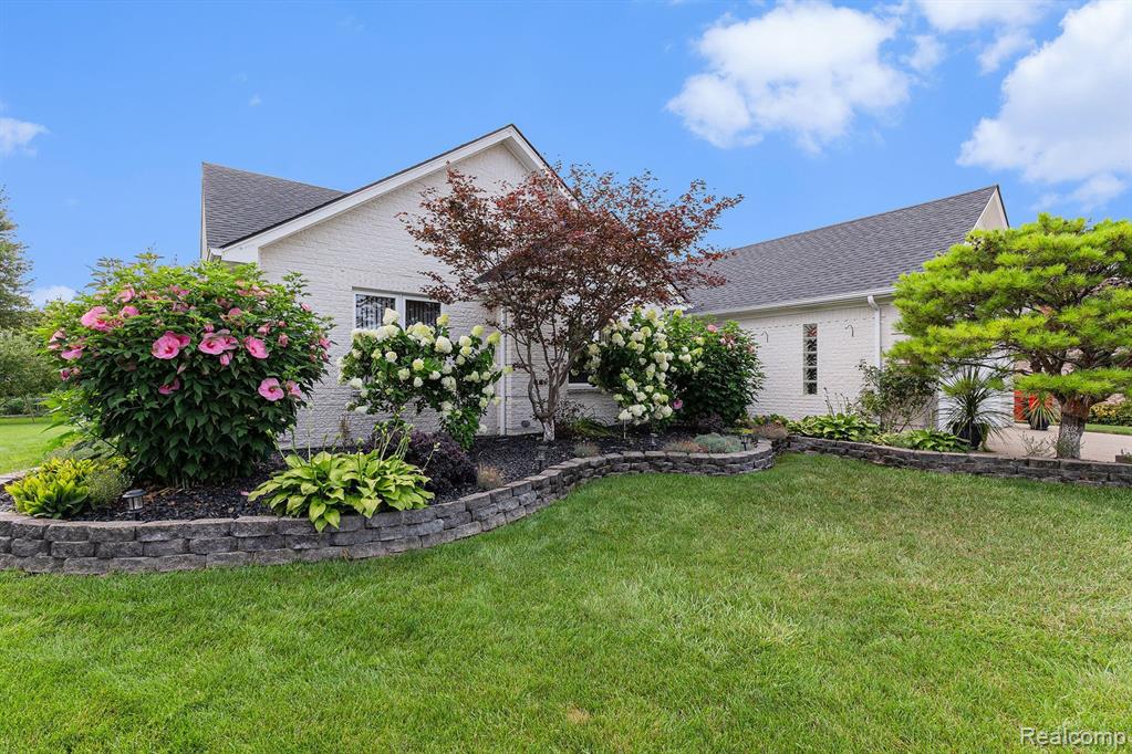 50531 PRINCETON Drive, Macomb, MI 48044 — Photo 4