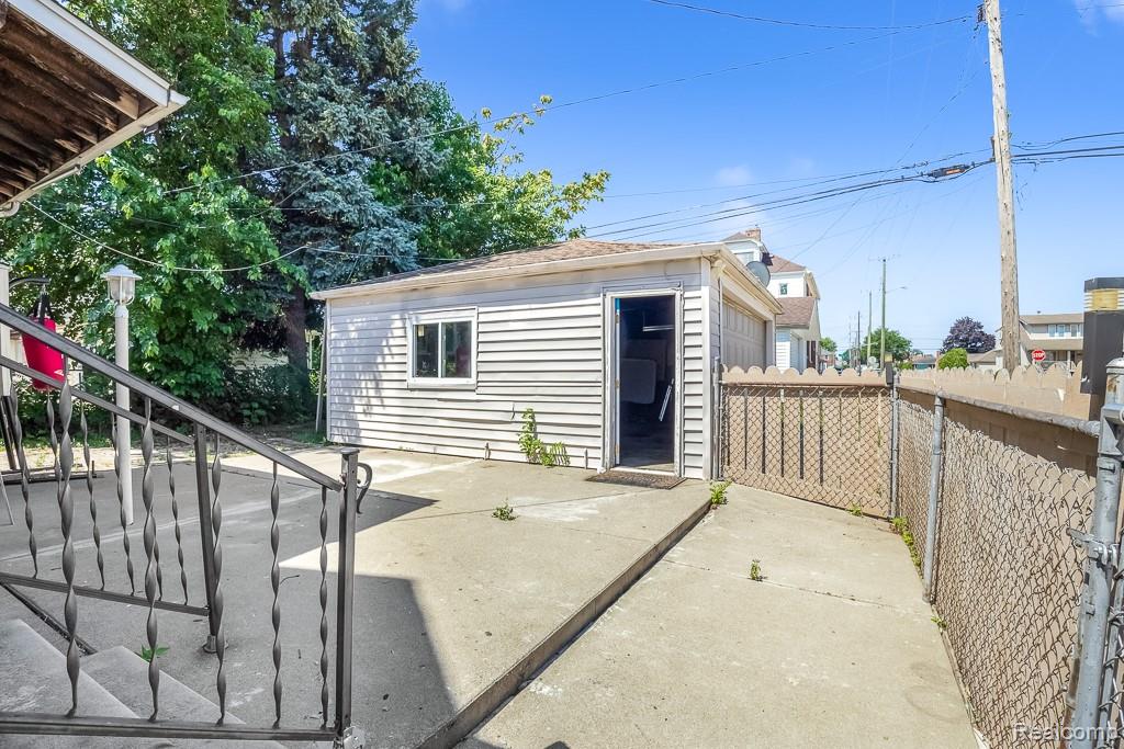 4663 Mead Street N, Dearborn, MI 48126 — Photo 26