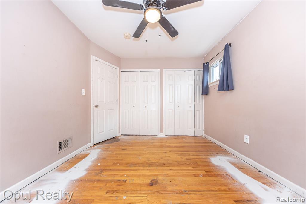 8234 Perrin Avenue, Westland, MI — Photo 20