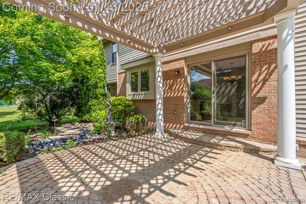 45450 Fountain View Drive, Canton, MI 48188 — Photo 51