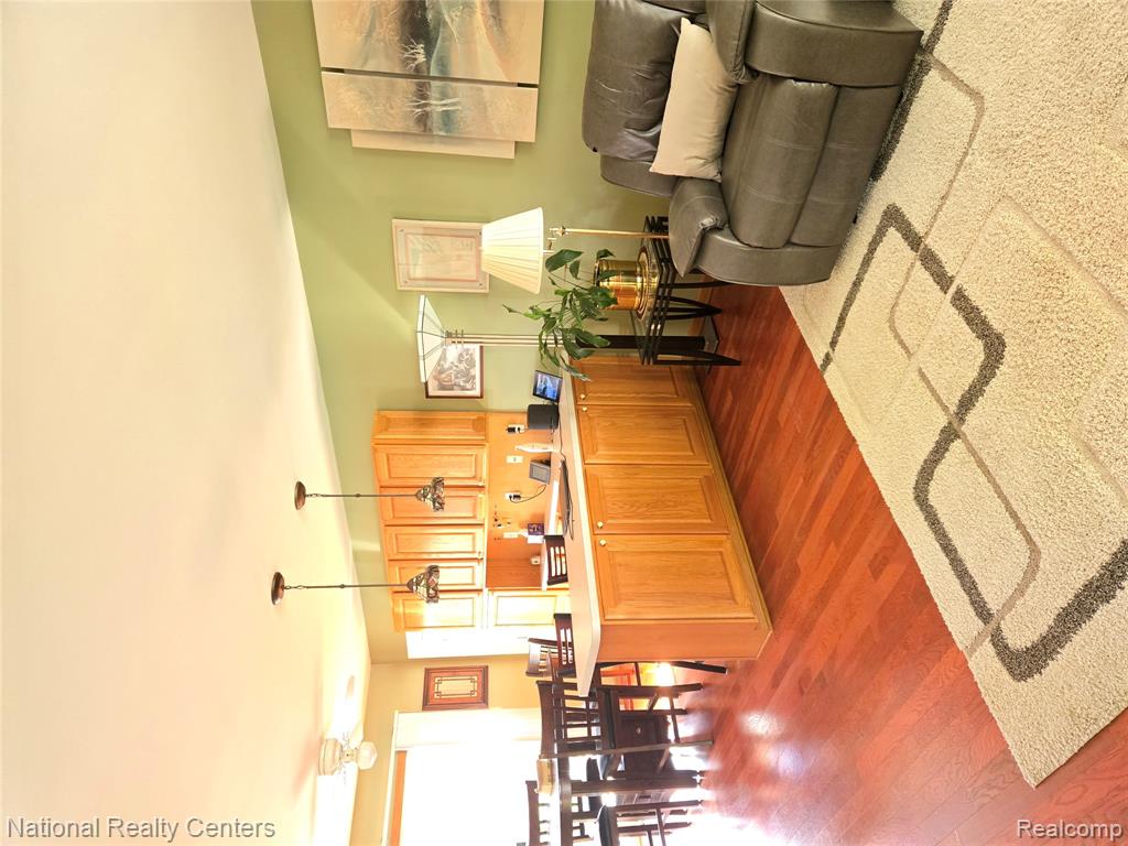 8723 Ringwood Drive, Commerce Twp, MI 48382 — Photo 5