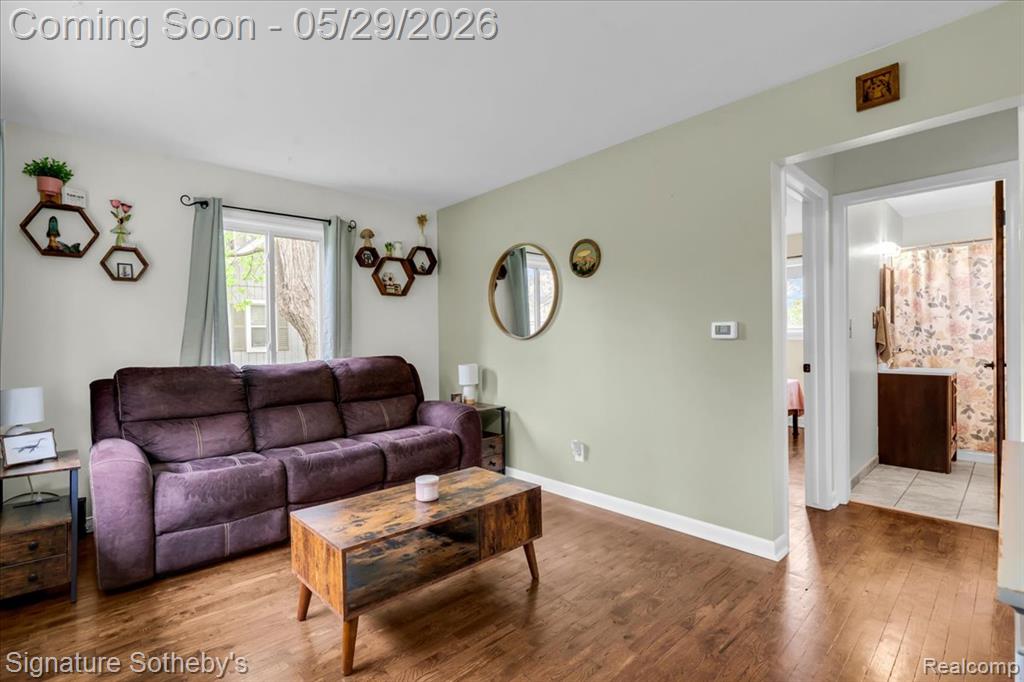 536 Wood Street, Fenton, MI 48430 — Photo 10