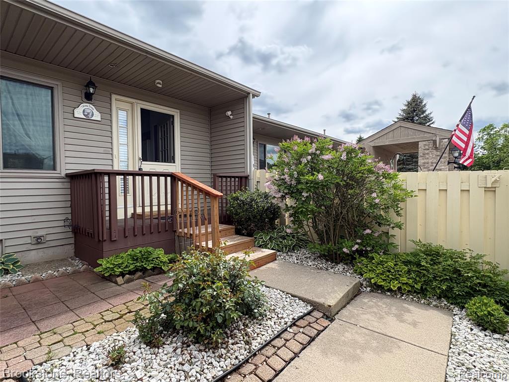 62401 Raleigh Court, 4, South Lyon, MI 48178 — Photo 28