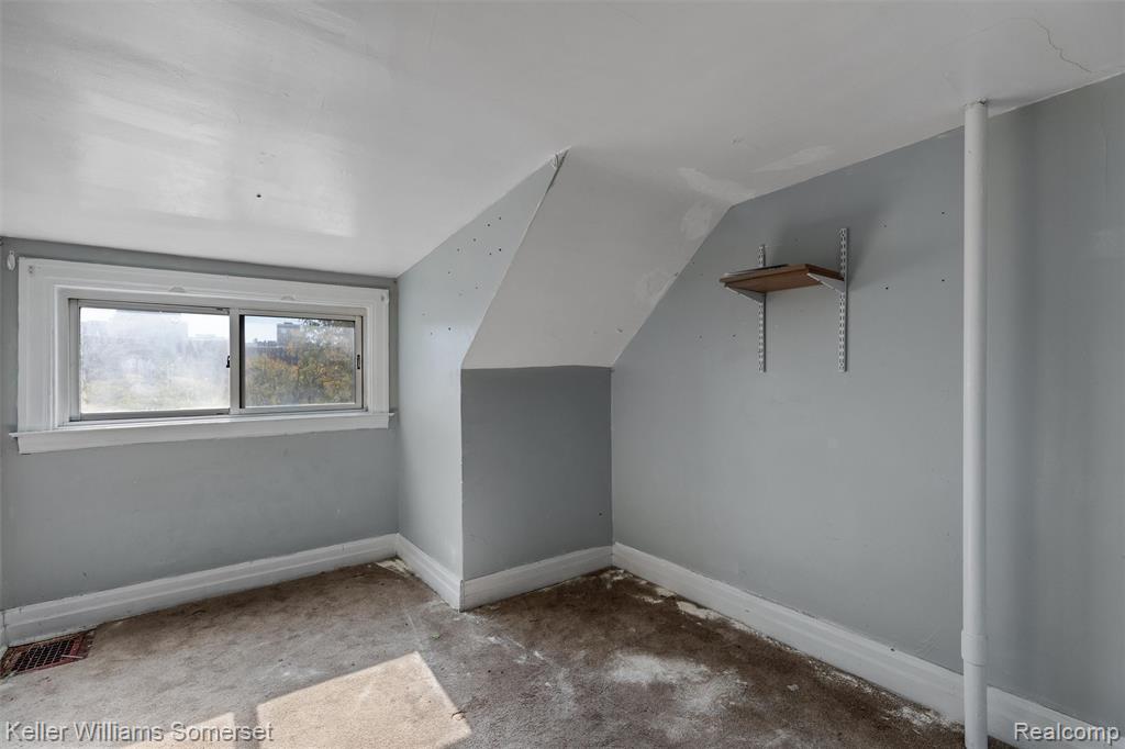 638 Seward Street, Detroit, MI 48202 — Photo 38