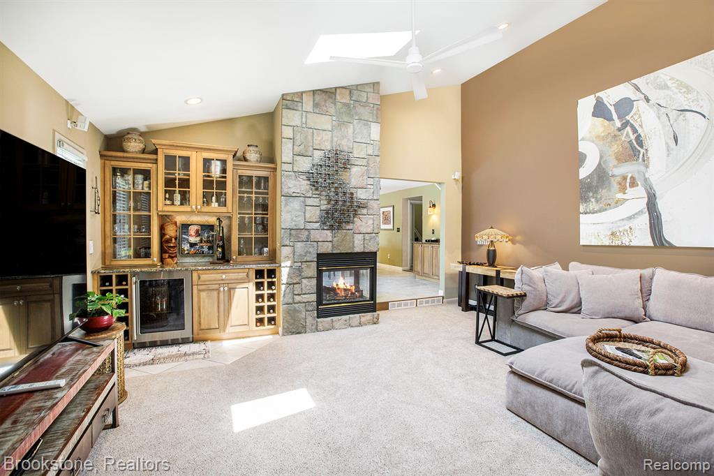 4057 Cypress Drive, Troy, MI 48085 — Photo 7