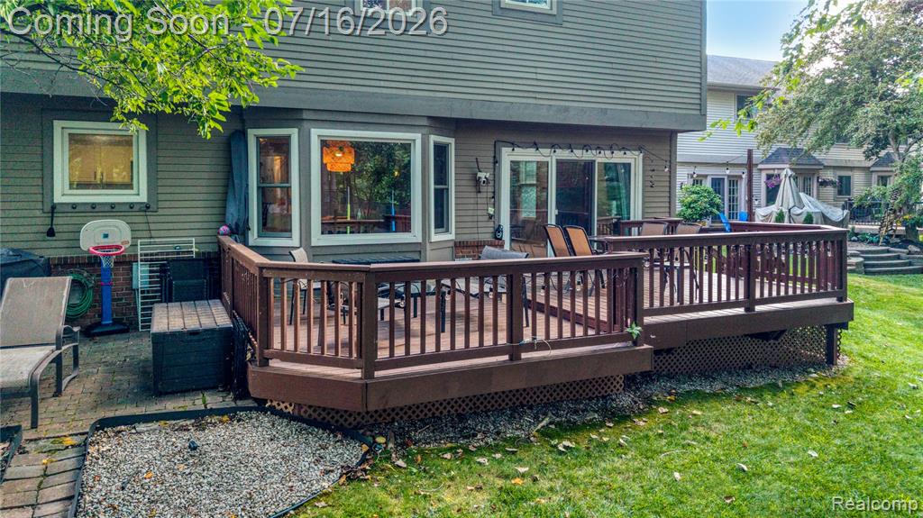 42790 Ledgeview Drive, Novi, MI 48377 — Photo 41
