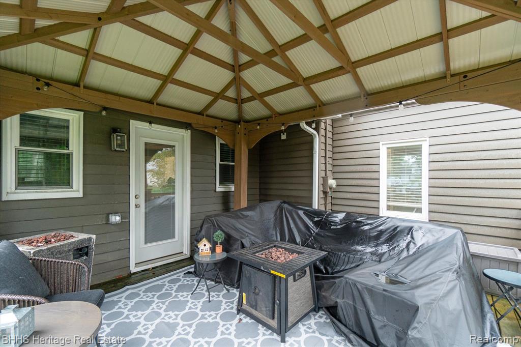 216 N SUMMIT, Webberville, MI 48892 — Photo 50