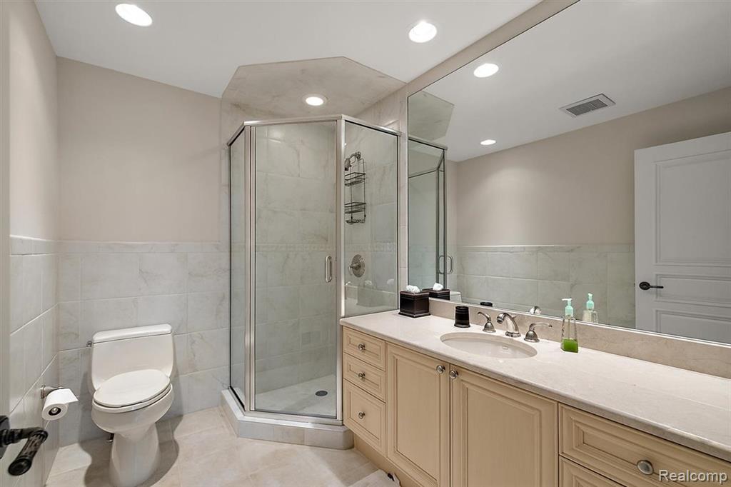 4650 Gatehouse Court, Rochester, MI 48306 — Photo 46