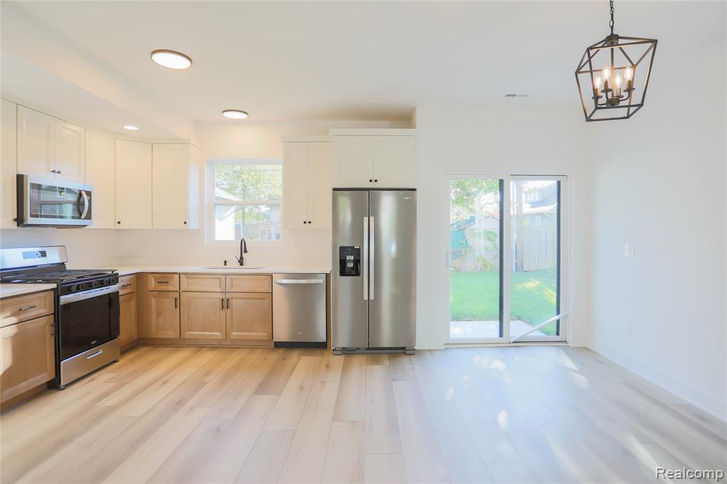 129 South Avenue, Mount Clemens, MI 48043 — Photo 10