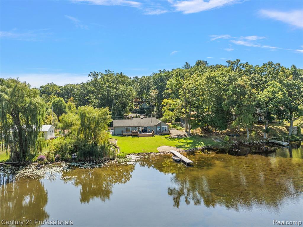 2679 Lakeview Drive, Ortonville, MI 48462 — Photo 56