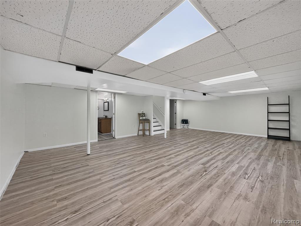 39613 Village Wood Lane, Novi, MI — Photo 21