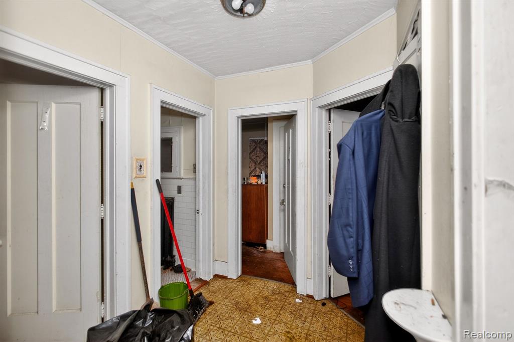 2437 Longfellow Street, Detroit, MI 48206 — Photo 21