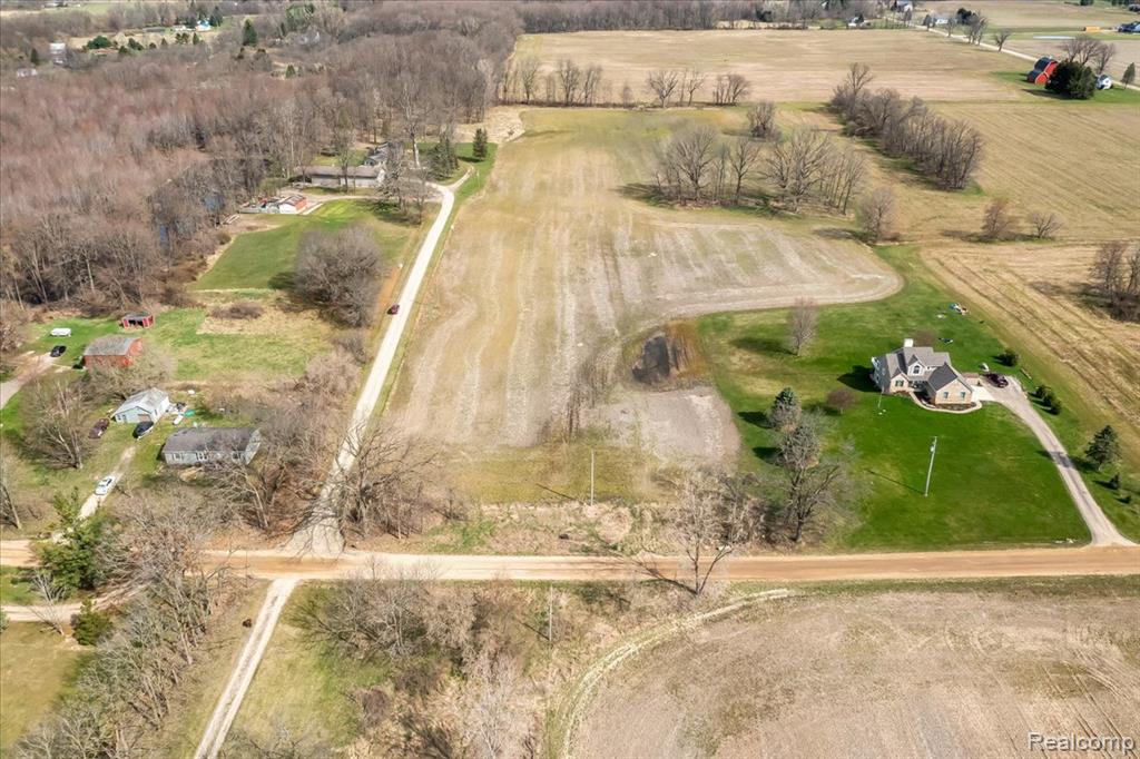 N Schrepfer Road, Howell, MI 48855 — Photo 4