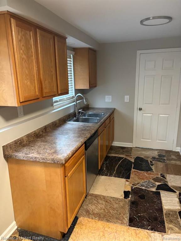 3235 Isabelle Avenue, Inkster, MI 48141 — Photo 3