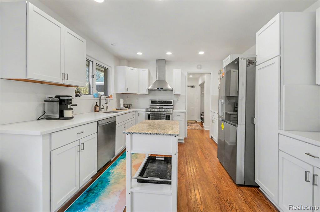 7250 Cedarcroft Lane, West Bloomfield, MI — Photo 27