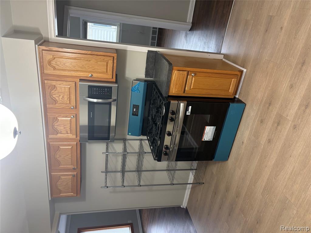 24907 Brittany Avenue, Eastpointe, MI 48021 — Photo 11