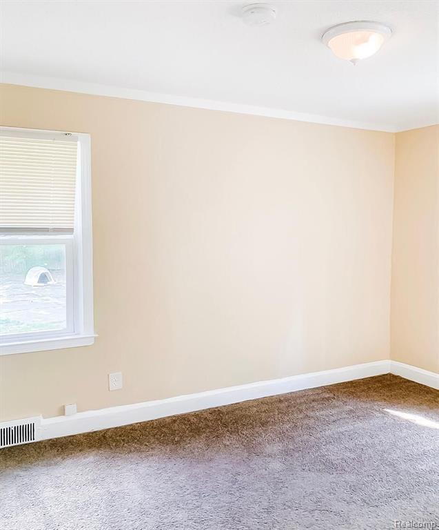 9590 MEMORIAL Street, Detroit, MI 48227 — Photo 8