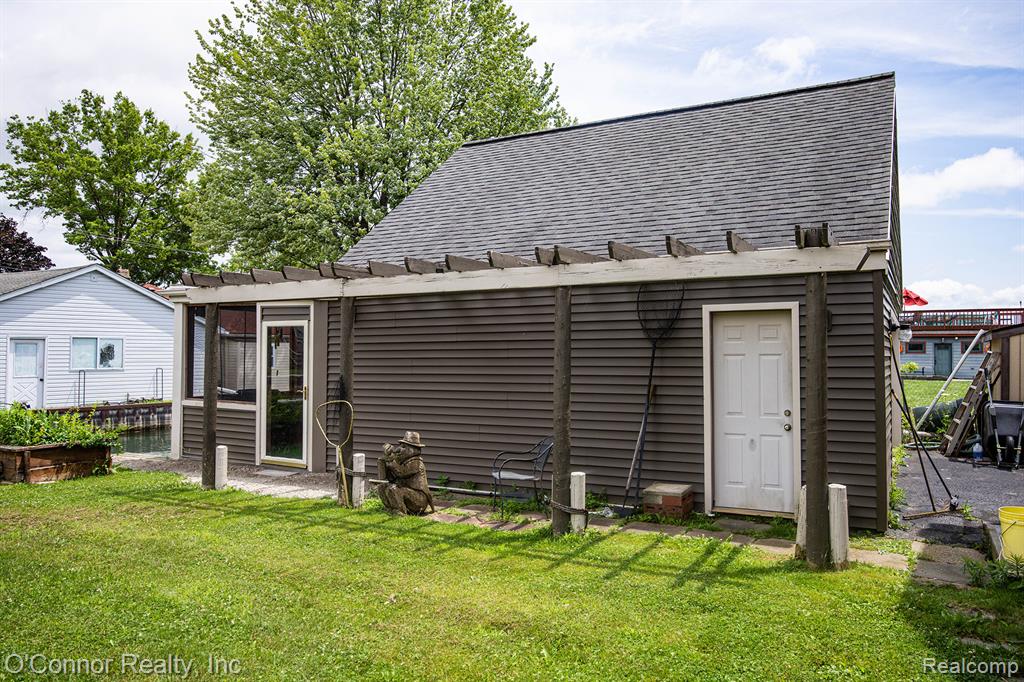 130 Delta Drive, Algonac, MI 48001 — Photo 35