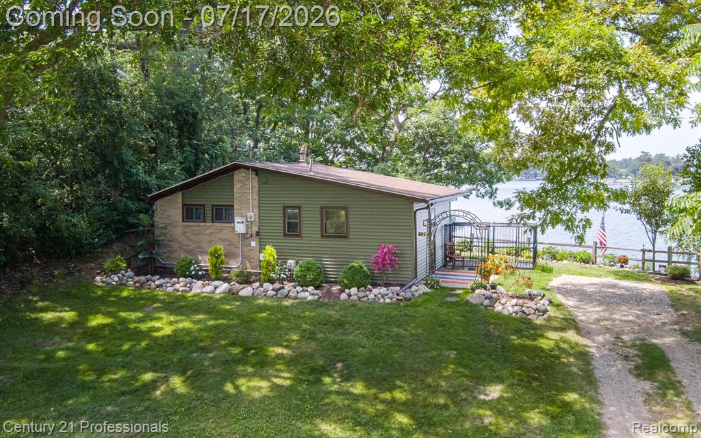 420 Bellevue Avenue, Lake Orion, MI 48362 — Photo 6