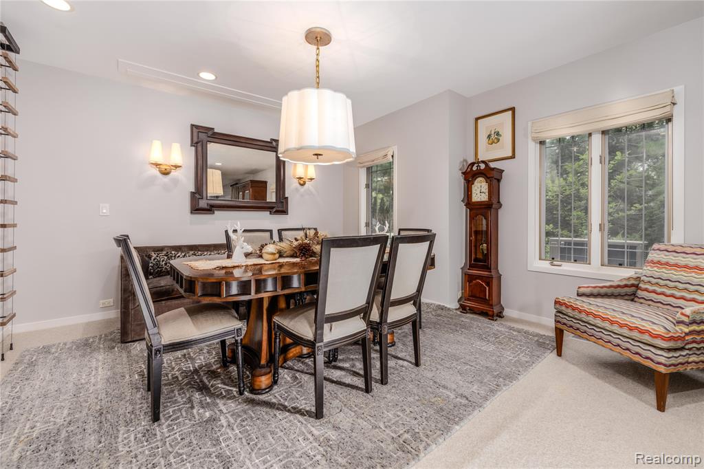 4054 Cranbrook Court, Bloomfield Hills, MI 48301 — Photo 38