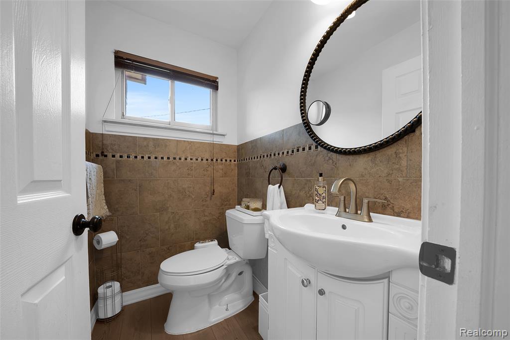 30615 Scrivo Drive, Warren, MI 48092 — Photo 17