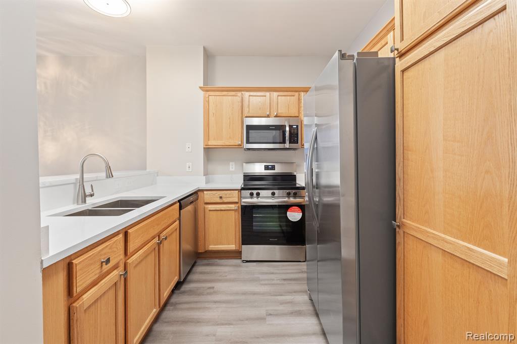 13231 ST ERVIN Avenue, 32, Detroit, MI 48215 — Photo 5